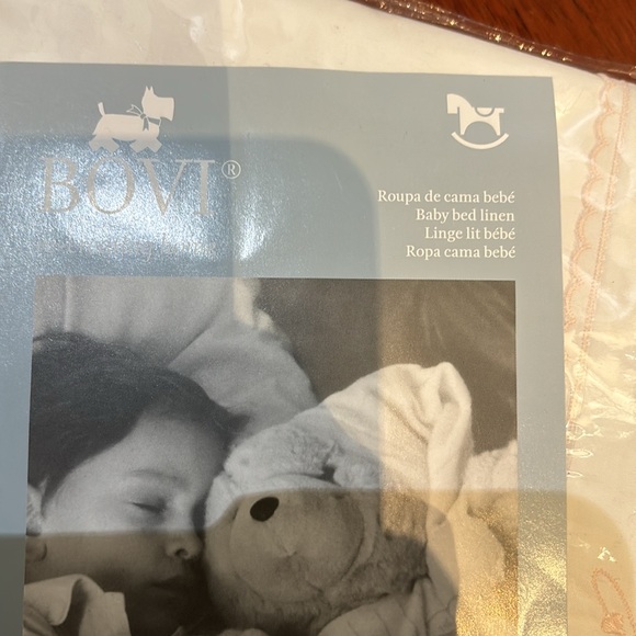 Brand new white cotton sheets for baby crib - Picture 3 of 6